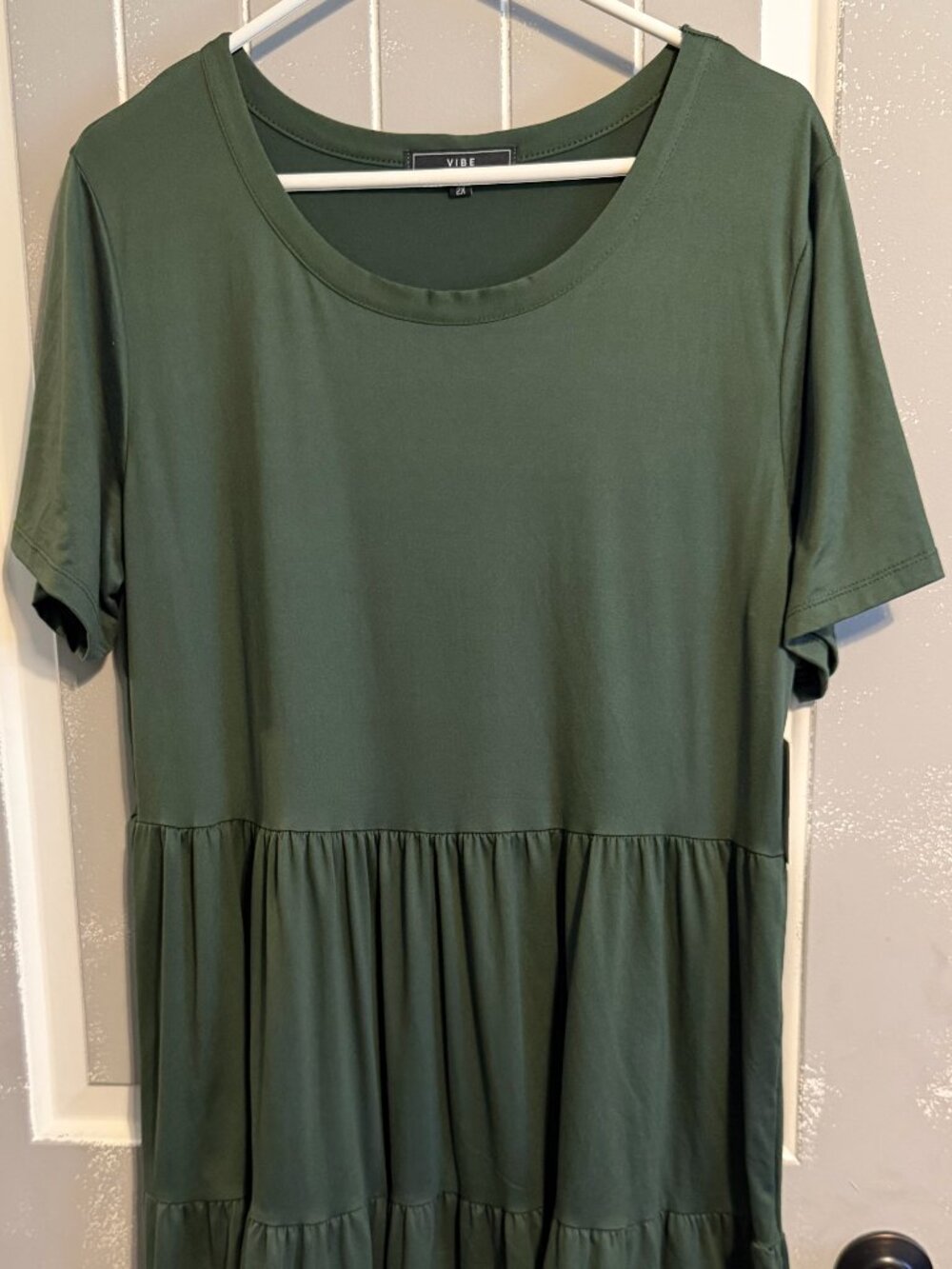 Vibe Sportswear Women's 3 Tier Knee Length Dress Green 2X New with Tags
